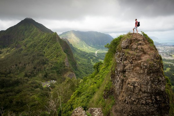 Quels sont les conseils pour une randonnée dans les montagnes de la Cordillère des Andes au Chili?